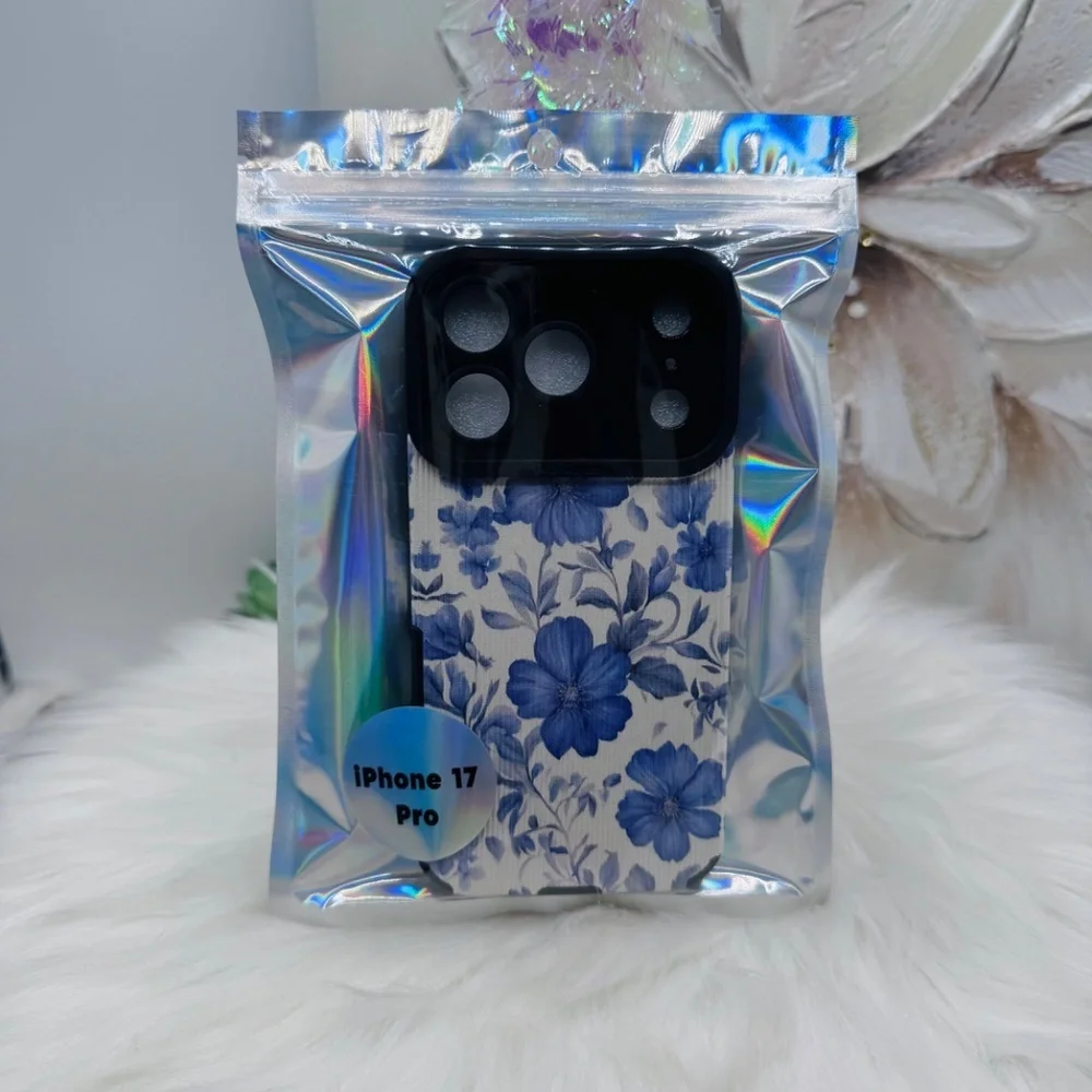 Floral Pattern iPhone 17 Pro Case